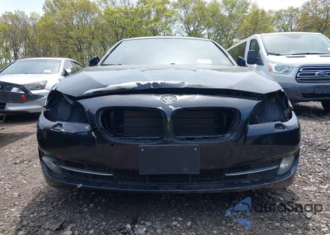 2013 BMW 528I xDrive из США, поврежденный, VIN WBAXH5C55DDW15974